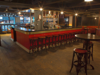 5thandmad-mezzanine-bar