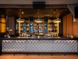 The-Skylark-NYC-Bar